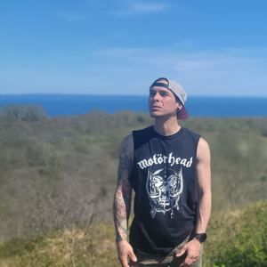 Meet your Posher, Kamilo